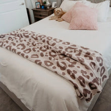 Load image into Gallery viewer, Lilac Gray Oversized Knit Blanket